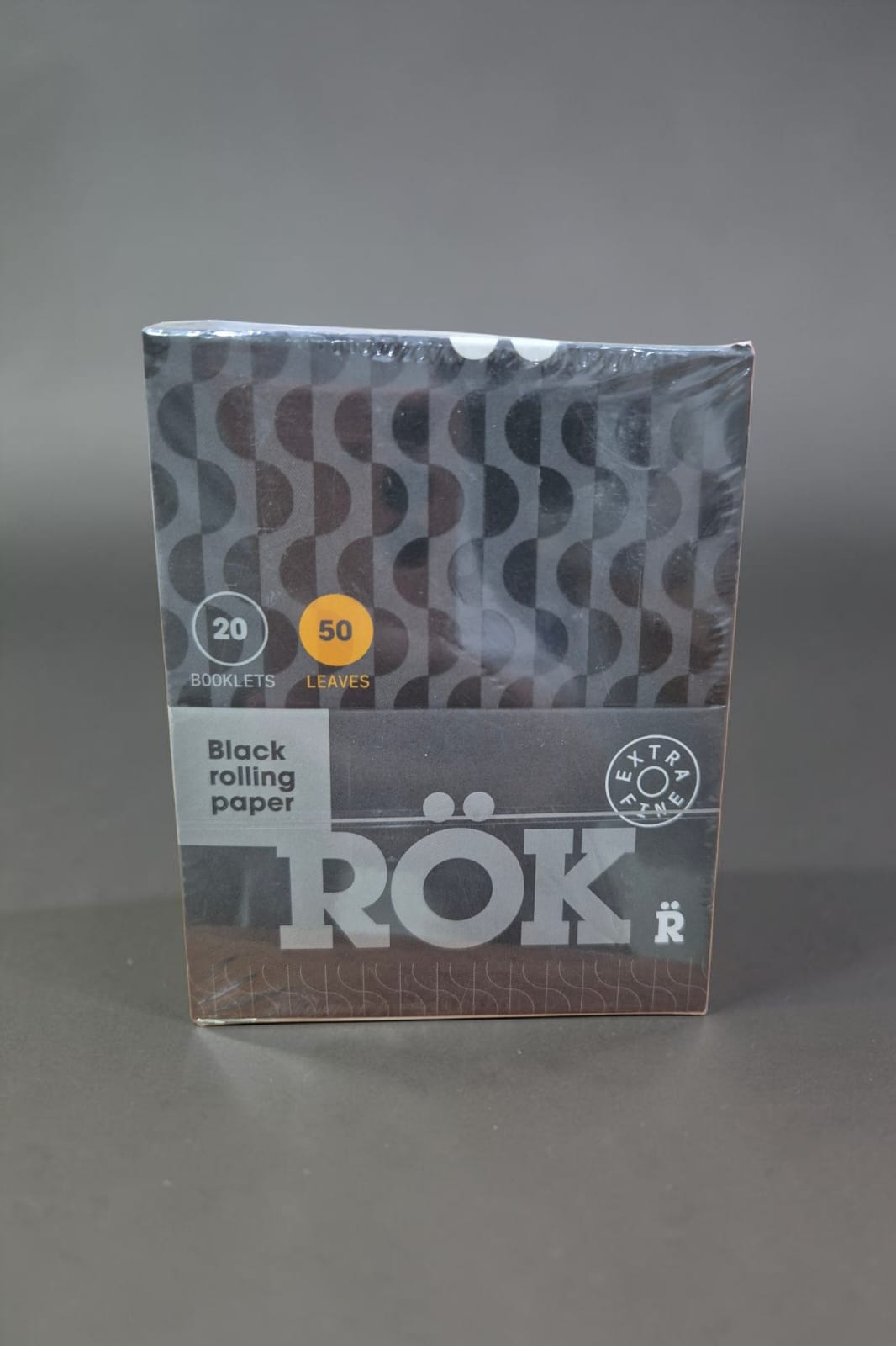 ROK Papel Dark 1 1/4 (20 unid.)